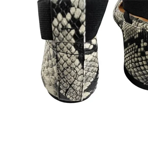 Style & Co Snake Skin Printed Flats - Picture 7 of 8